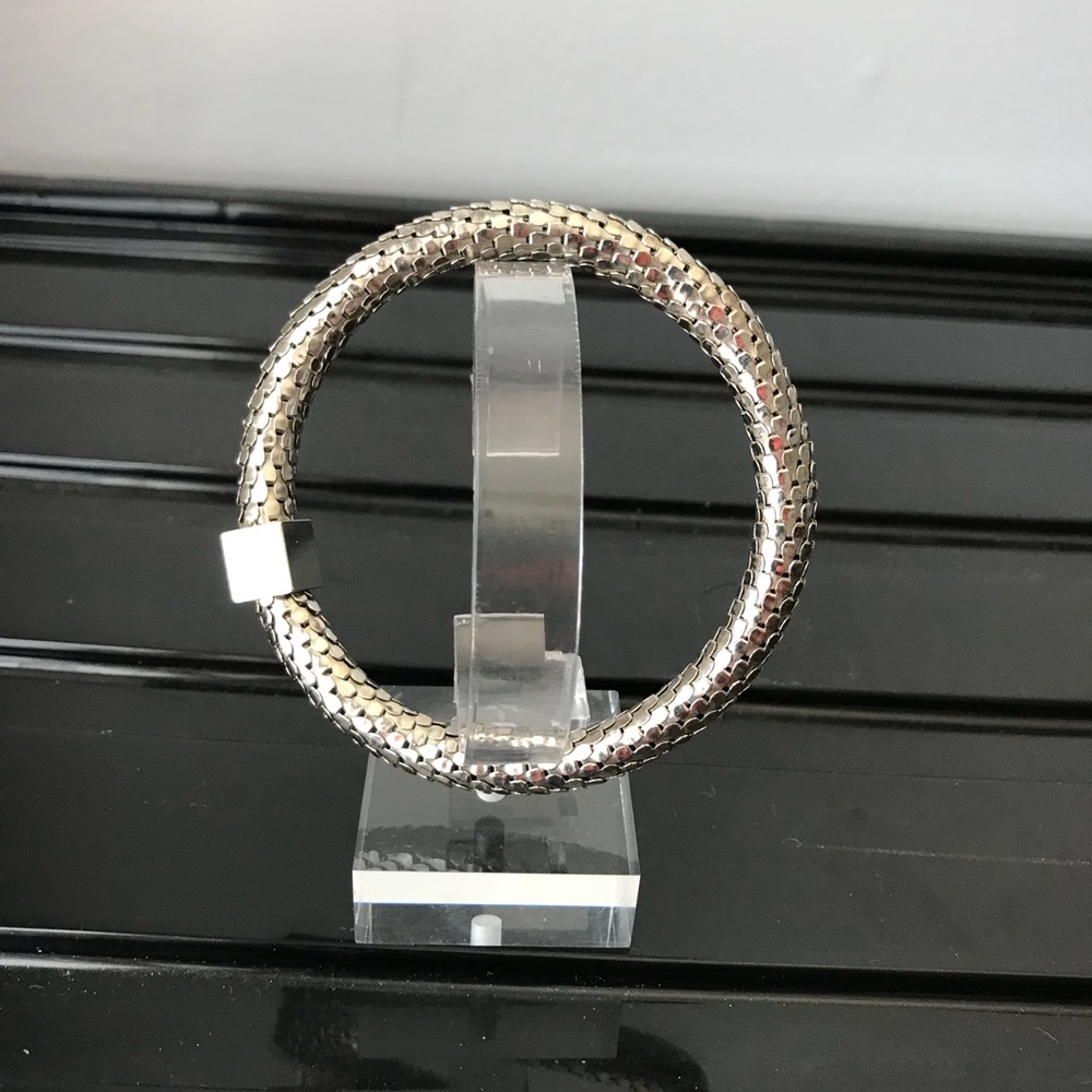 🆕Silver Tone Bracelet